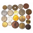 Pacote com 21 moedas sortidas no estado