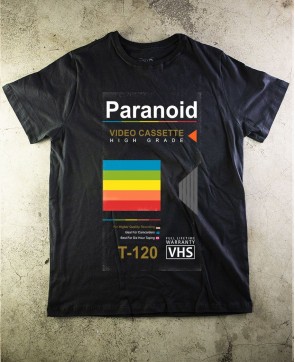 Camiseta Personalizável VHS - Paranoid Music Store
